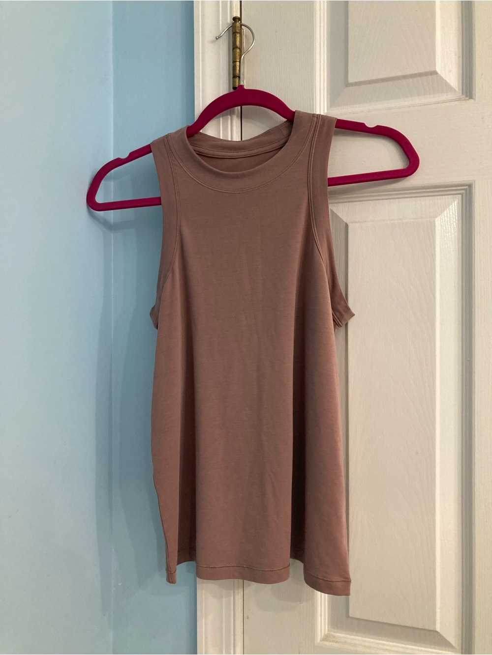 Women's Sleeveless High Neck Tank in Mauve
